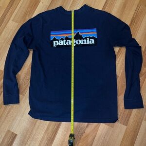 Patagonia Shirt Mens Medium M Blue Navy Long Sleeve Tee Regular Fit